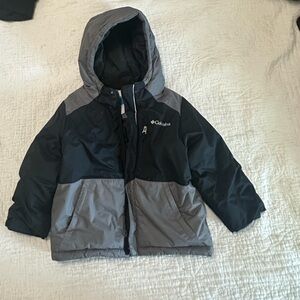Columbia Kids Two-Tone Black and Gray Puffer Jacket